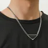 Hanger Kettingen Mannen Kettingen Roestvrij Stalen Sieraden Zwarte Driehoek Brief Ketting Voor Vrouwen Hip Hop Geometrie Chokers Man