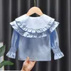Barnskjorta Baby Girls Blauses Cotton 2023 Spring Fall Doll Collar Tops 1 till 6 år barns koreanska stilkläder Solid Color 231018