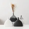 Vasen 1pc Kreative Keramik Einfache und elegante Wohnzimmer Büro Home Furnishings Blumenarrangement Trockendekorationen