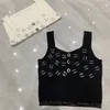 2023C Designer Ubrania Kobiety Tank Top Bright Rhinestone Slim Fit V Szyja Czarno -biały z dzianiny