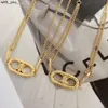 Designer halsband klassisk lyx hänge halsband kvinnors 23s triomphe lisa samma halsband lyxdesigner smycken bleknar resistent halsband