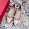 Designer Sandals Flat Pointed Shoes Summer Classics V Brand Rivets Wedding Shoes Genuine Leather Nude Black Gold Silver with Red Dust Bag 34-44