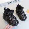 Stivali invernali per bambini scarpe calde imbottite stivali da neve impermeabili per ragazze scarpe calde per bambini da interno