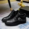 Botas de hombre Clásicos Logotipo de triángulo Botas Chelsea Zapatos de diseñador Zapatos de cuero Suela de goma Zapatos de cuero Botas negras para exteriores Tamaño de caja original 38-44