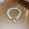 Strand French Exquisite Simulated Pearl Peaded Chain Armband för kvinnor Ljus lyxig elegant stil flickvän smycken