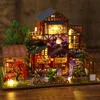 Doll House Accessories DIY DIY Wooden Dollhouse Miniature Building Houses مع الأثاث مع ألعاب Casa اليابانية Dollhouse Handmade For Girls 231018