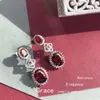 Naszyjniki Zestaw lihua imitacja biżuteria naturalna rubinowa s925 czteroletnia światła kwiatowa luksusowa moda bransoletka Kobiety