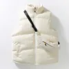 Chalecos para hombre Chaleco de invierno coreano Moda Harajuku Chaleco sin mangas Hombres Chaqueta gruesa cálida con mochila Abrigos de pana de otoño 231019