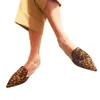 Pantofole per scarpe eleganti 2023 Primavera Casual Leopardo Pelle scamosciata finta Punta a punta Nappa Mueller Dopo Dropshopping piatto vuoto 231019