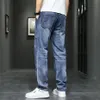 メンズパーカースウェットシャツ42 44プラスサイズジーンズメンズデニムパンツストレートファッション因果ズボンの男性ビッグボトム231018