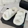 2023-Luxury Designer Fur Slippers Trendy Furry Wool Slides Sandaler Women Diamond Fluffy Shearling Flats Ledast Winter Fashion Outdoor Loafers