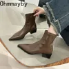 Botas outono mulheres tornozelo sapatos moda apontou toe senhoras bota curta quadrado baixo salto casual inverno calçado feminino 231019