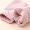 Haaraccessoires Geboren baby baby peuter wintermuts muts wanten set warme gebreide handschoen