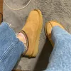 Tasman Shearling Mezza Neve Stivali Donna Uomo Slip-on Scarpe Tazz Pelle Scamosciata Lana Fuzzy Mule Stivali in Pelliccia Lussuosi Soffici Peluche Pelosi Alla Caviglia Scivoli Caldi Spessi Castagna Nero