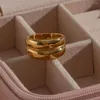 Anéis de cluster 21 conjuntos de noiva brilhantes na moda de aço inoxidável banhado a ouro à prova d'água tamanho 6 7 8 para meninas e mulheres205q