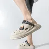Sandaler ihåliga skor Summer Outwear Cartoon Fashion Home Par Anti Slip Classics Head-cover tofflor Girls Student