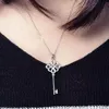 Hanger Kettingen 2021 Mode Klassieke Ontwerp Chinese Knoop Sleutel Charme Vrouwen Zilver Kleur Zirkoon Ketting Voor Bruiloft Sieraden Gift218I