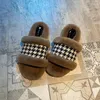 Slippers Damesslipper 2023 Herfst En Winter Platte Dikke Bodem Harige Houndstooth Indoor Pluche Open Teen Slippers