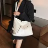 Abendtaschen Koreanischen Stil Mode Silber Leder Große Schulter Für Frauen 2023 Winter Casual Umhängetasche Pack Dame Handtaschen