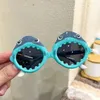 Lunettes de soleil jouets pour enfants confortables et résistantes à l'usure lunettes Po à monture complète protection solaire à