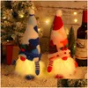 Yeni Noel Masası Dekorasyon Parlayan Işık Peluş Peluş Santa Bacaklı Yüzsüz Bebek Tatil Hediyesi Pil Çalışan Kış Masaüstü DHPTB