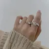 Solitärring Bunte Zirkonringe für Frauen Unregelmäßiges mattes Metall Retro Persönlichkeit Zeigefinger Schmuck Hip Hop Mädchen Accessoires Geschenk 231019