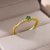 Anel solitário de zircônia verde minúsculo, anéis redondos para mulheres, anel oval geométrico de aço inoxidável, luxo, casamento, natal, joia, presente 231019