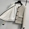 Kvinnors jackor Ankomst 2023 Autumn Clothes Fashion Beige Women Coat med knappar Eleganta Office Ladies Blazer