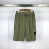 21SS Printemps Été Cargo Shorts Hommes Femmes Style Militaire Coton Hommes Multi Poche Casual Boussole Badge Broderie Shorts 022711337d