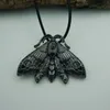 Chaînes Collier Gothique Wicca - Charme Papillon Lune Moth Sombre