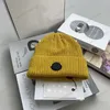 Gorro de grife Chapéus de grife para homens Monclair Gorros Chapéu de lã Mulheres Chunky Knit Grosso Quente Faux Fur Pom Beanies 12 cores HatsWinter Bonnet Beanie Cap