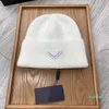 2023 Winter Knitted Hat Designer Rabbit Fleece Hats Beanie Mens and Womens Fashion Street Casual Bonnet Trucker hat Warm Comfortable