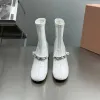 MIUI Cuir Boots Laquer 2023 Womens Short Popular Automne / Winter Square Head Roman Short Boots Designer Fashion Volyle