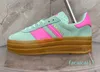 Chaussures de créateurs Pulse Mint Pink Core Noir Blanc Solar Orange Solar Green Gris Blanc Super Pop Pink Presque Jaune Femmes