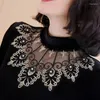 Casual klänningar vintage spetsar applikationer ihålig svart sammet klänning kvinnor koreanska halvtureneck långärmad elegant midi vestidos mujer