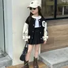 衣類セット秋の女の赤ちゃんの服セット幼児スポーツ野球の制服カーディガンジャケットトップとプリーツスカートスーツキッド服J231020