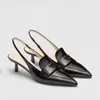 Slingback مدببة إصبع القدم الخنجر كعب الكعب حذاء صندل مصارع مضخات البقر مثلث البواخ الإبزيم الحفلات المسائية الأحذية المصممة الفاخرة عالية الكعب 35-42 مع صندوق