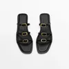 Pantoufles Trois boucles de ceinture Design Plat Femmes Sandales romaines noires 2023 Chaussures de plage décontractées d'été