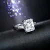 Colorfish Luxury Asscher klippte tre stenförlovningsring 3 karat lysande syntetiska NSCD -kvinnor 925 Sterling Silver Wedding Ring J250H