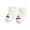 Chaussettes en coton doux pour bébé, 2 paires/lot, mignonnes Love PaPa Mama, pour bébés filles et garçons, chaussettes chaudes pour nouveau-né, à rayures et cœur, pour tout-petits, printemps et automne