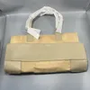 Borsa a mano di lusso per lo shopping da donna Borsa a mano firmata 90% Vendita calda in fabbrica Borse impermeabili Piron Borsa a tracolla portatile semplice ed elegante di grande capacità