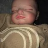 人形49cmすでに終了した塗装bebe bebe reborn doll rosalie生まれ眠っている人形ソフトハンドロー髪3d肌のトーン可視静脈231019