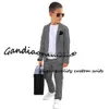 Kledingsets Zomer Ivoor Jongens 2 Delig Jasje Broek Mode Casual Blazer voor Kinderen Bruiloft Kleding Tuxedo Kind J231020