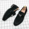 Sapatos de vestido clássico preto casual couro homens slipon plana confortável camurça mocassins leves homens plus size 231019