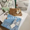 Sciarpa di design con scialle di lusso di marca L Letters Sacrf Con confezione regalo