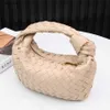 Bolso de diseñador Jodie Candy Piel de cordero genuina con logo Totes Tejer Clásico Mini Bolsos de mano para mujer Piel de oveja real BV Satchel Cloud Marca de moda YNU4M