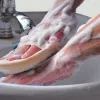 Partihandel mjuk exfolierande naturlig loofah svamp remmen badhandtag pad duschmassage skrubber borste hud kropp baddar spa tvätt tillbehör