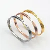 Bangle moda aço inoxidável melhor redondo cristal numerais romanos cruz pulseira rosa cor de ouro mulher festa gift1268s