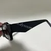 Occhiali da sole alla moda per donna uomo Sunnies di lusso di qualità premium 25204 con scatola