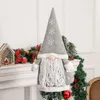 Juldekorationer toppen av trädet ansiktslösa äldre stickat hattfest festlig jultomten toppers för hembordsdekoration